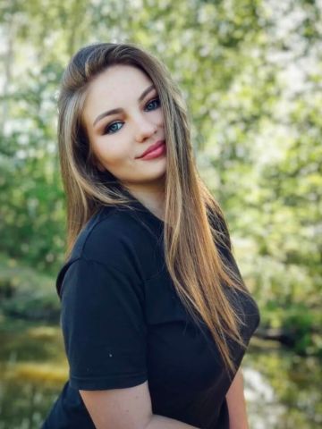 Николь